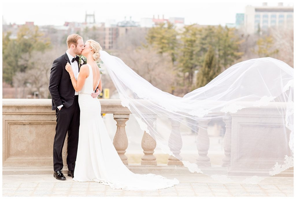 When to Wear the Wedding Veil · Megan Snitker Photography Blog