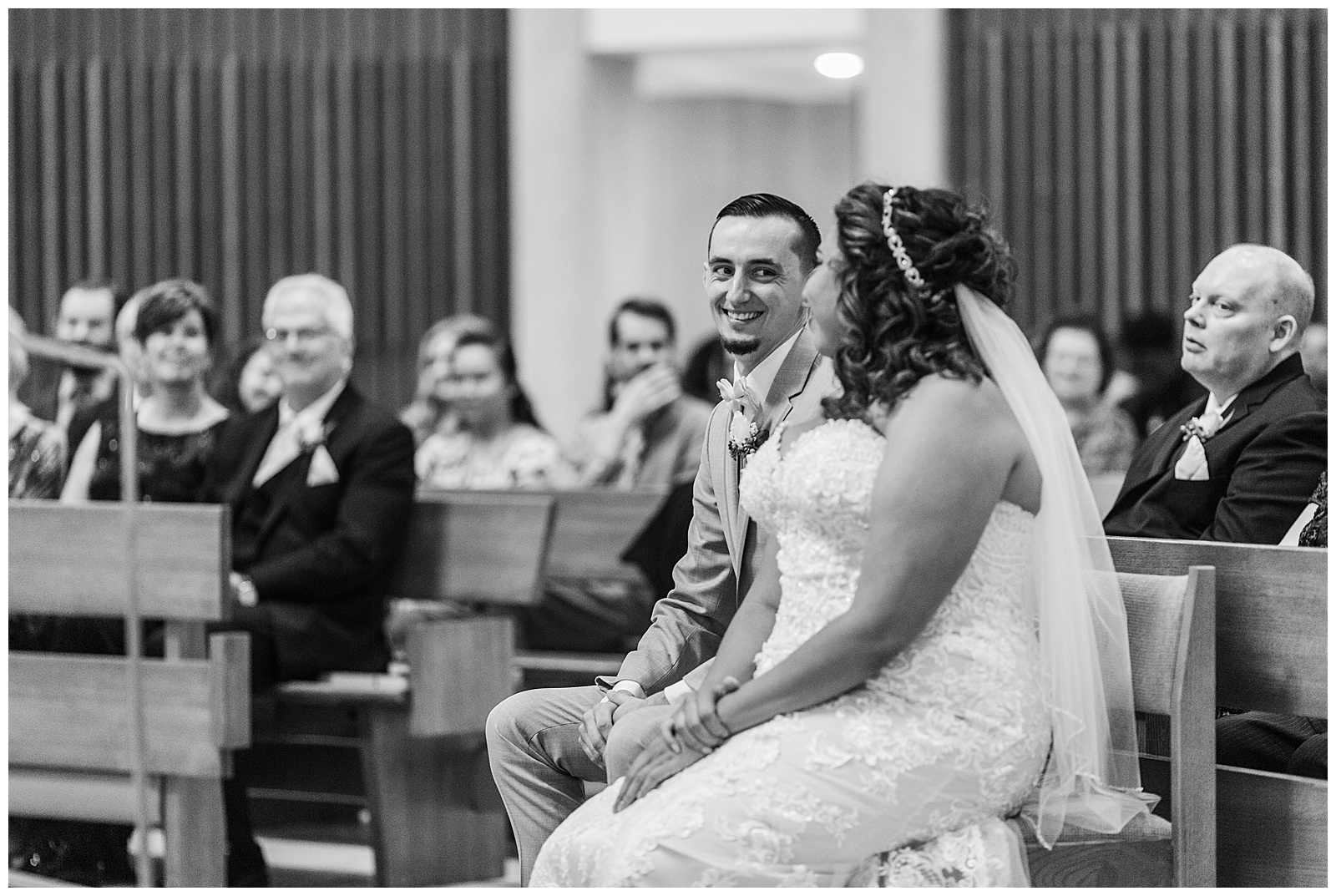 Cedar Rapids Iowa Wedding | Iowa City Weddng Photographers | Megan Snitker Photography_0073.jpg