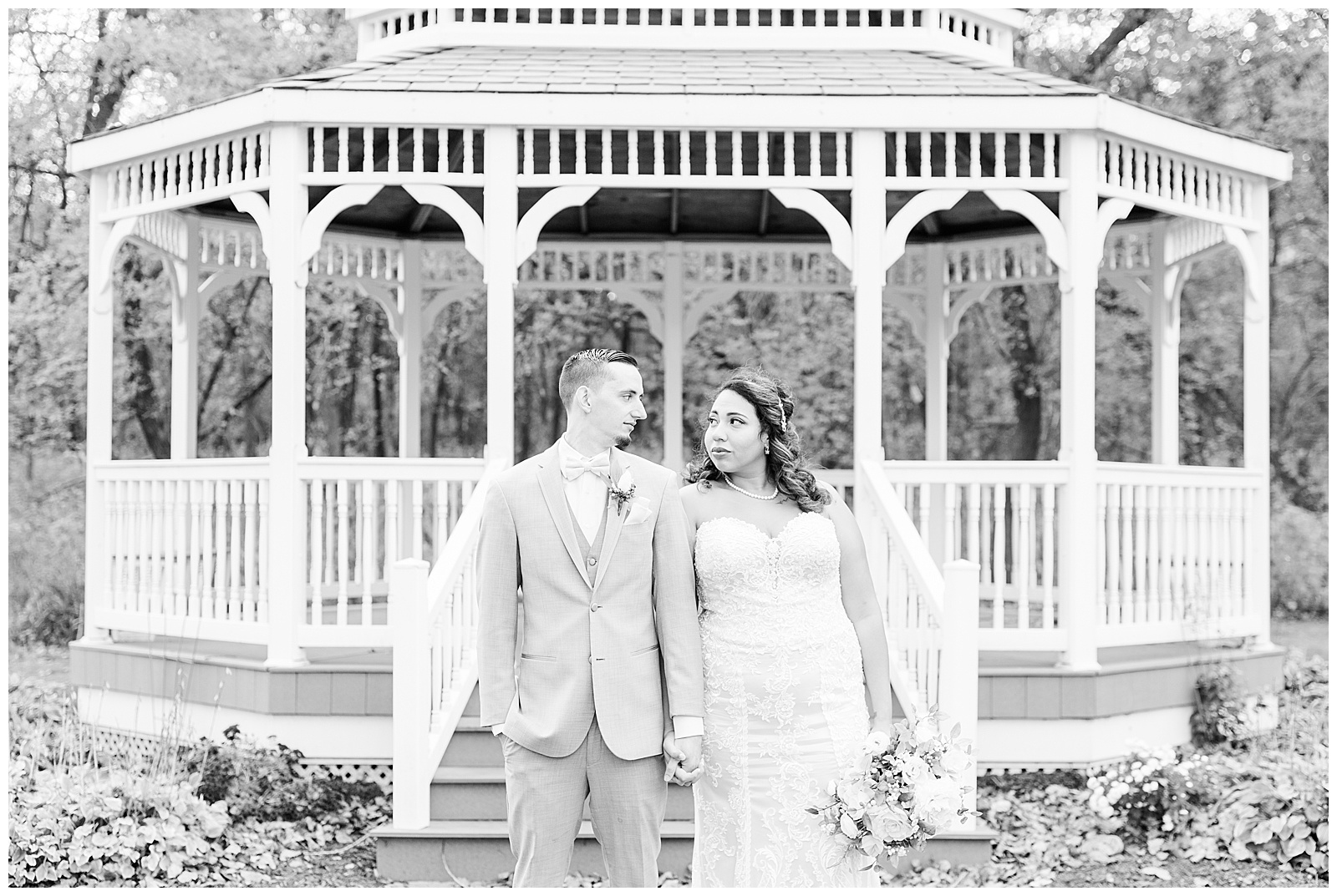 Cedar Rapids Iowa Wedding | Iowa City Weddng Photographers | Megan Snitker Photography_0088.jpg