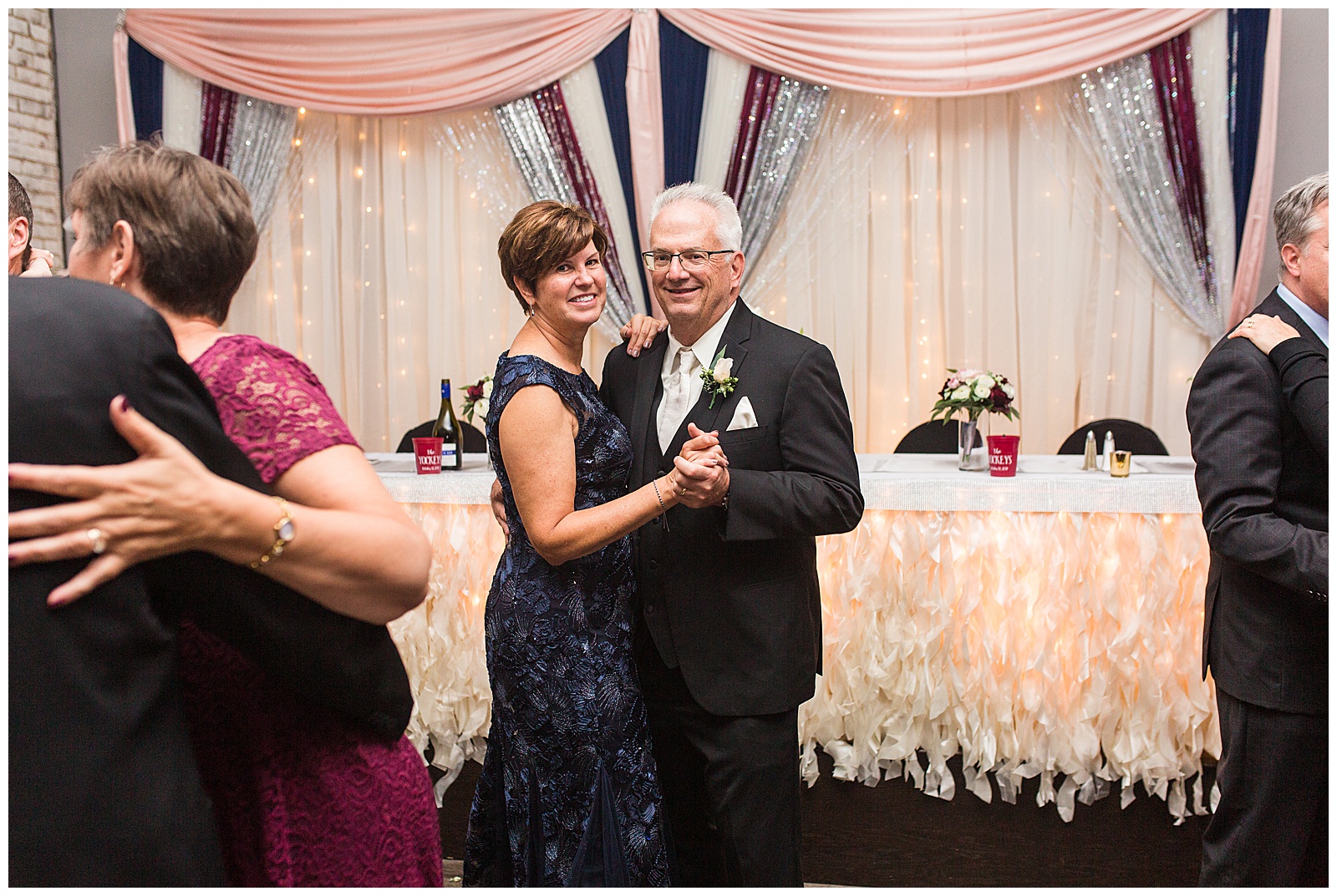 Cedar Rapids Iowa Wedding | Iowa City Weddng Photographers | Megan Snitker Photography_0115.jpg