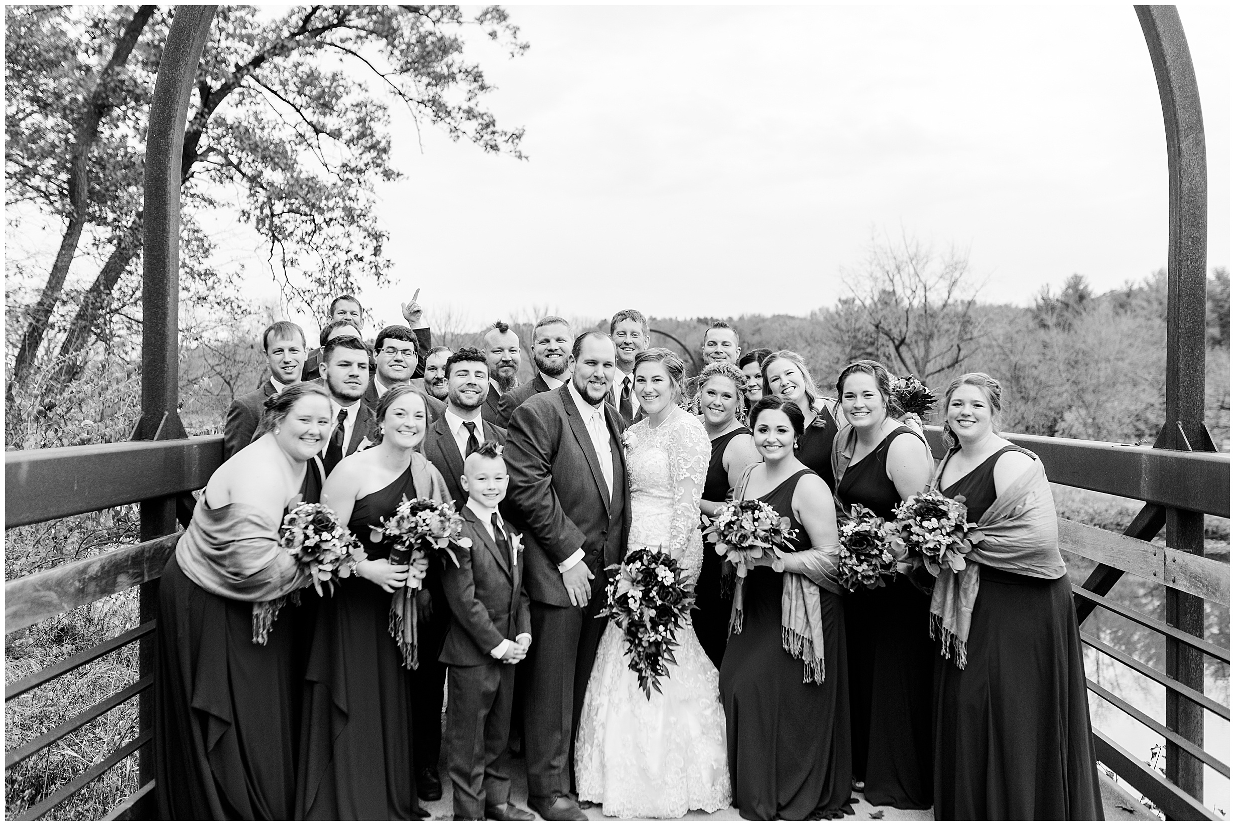 Iowa City Photographers - Central City Wedding -Megan Snitker Photography_0044.jpg