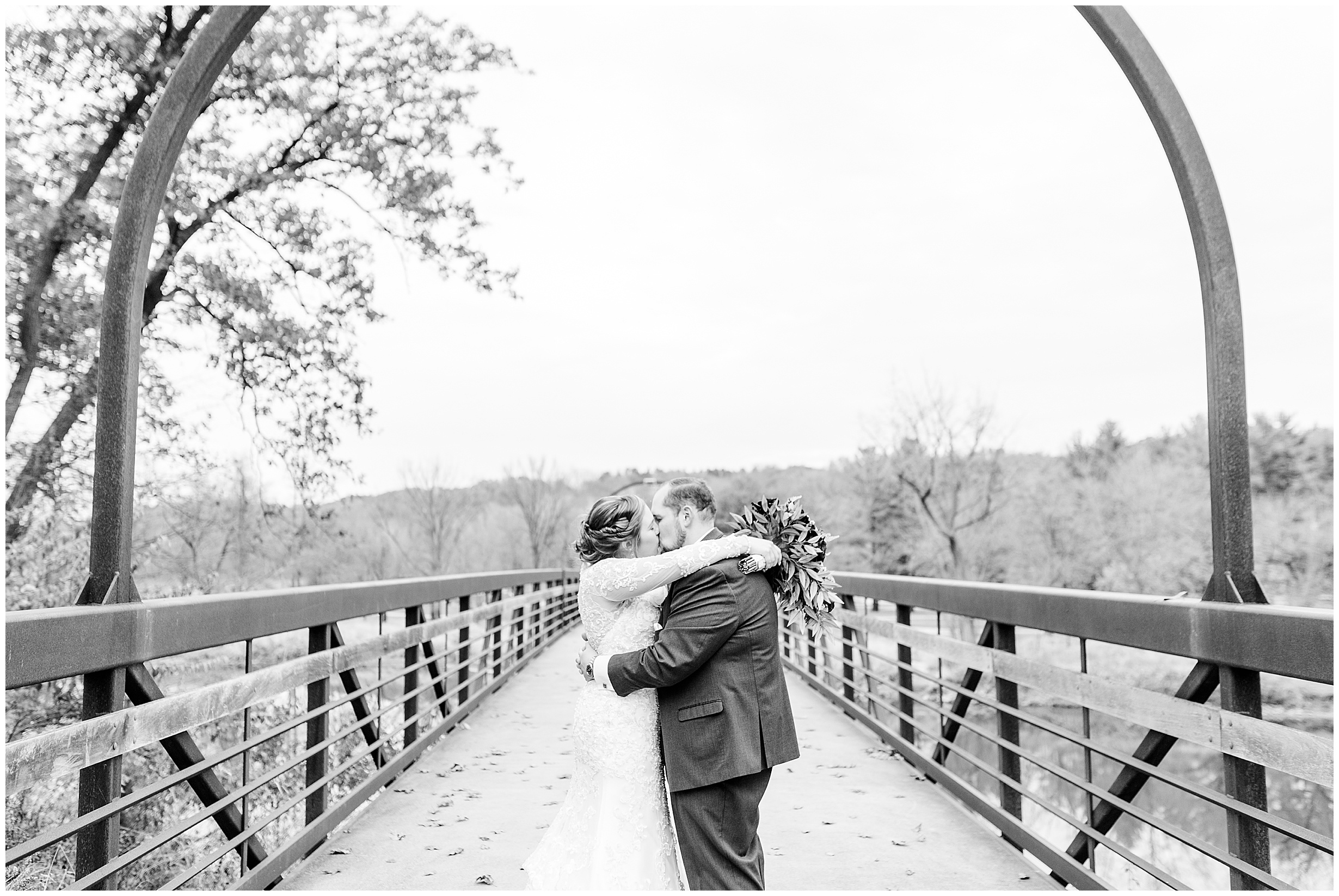 Iowa City Photographers - Central City Wedding -Megan Snitker Photography_0048.jpg