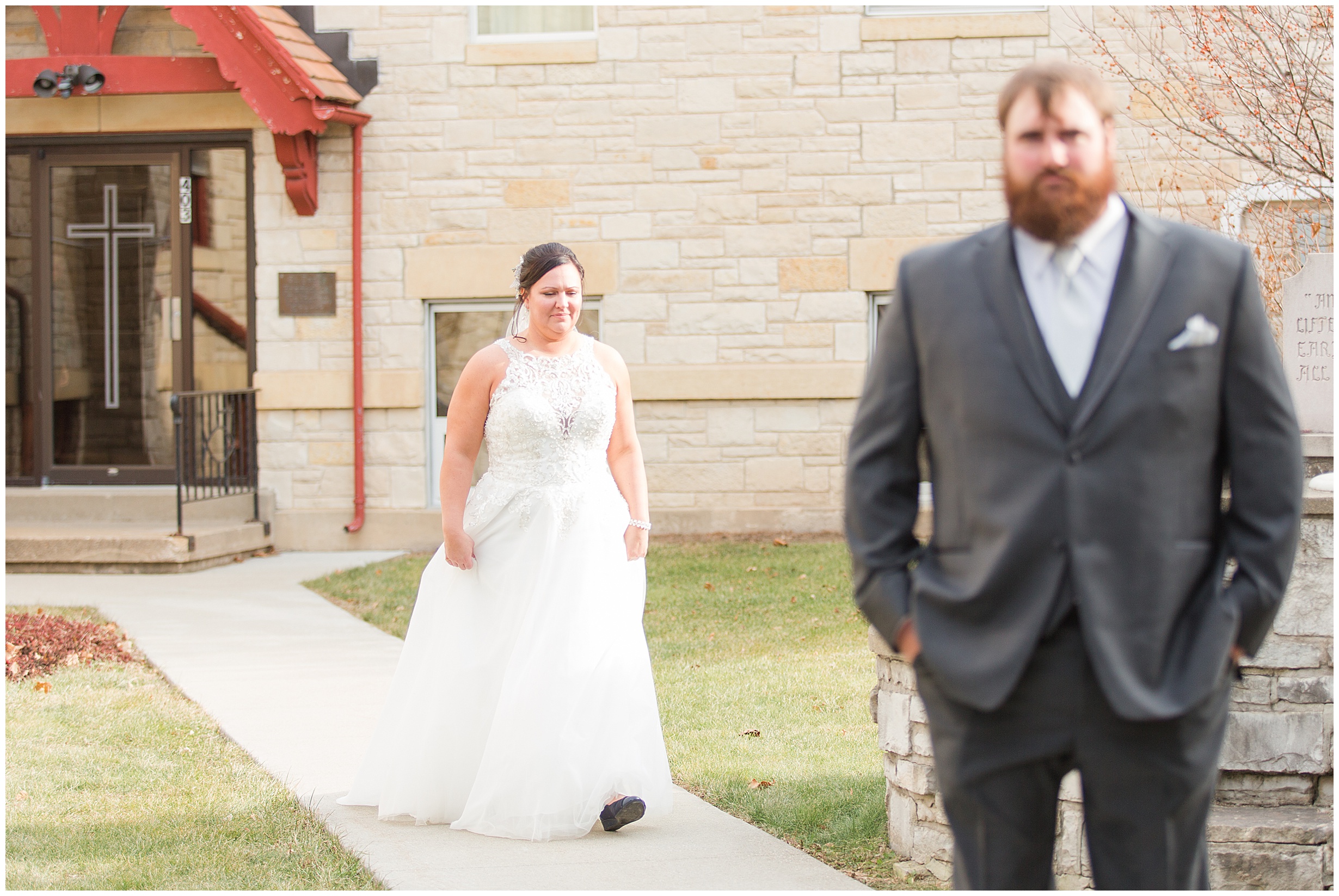 Iowa City Photographers - Decorah Wedding -Megan Snitker Photography_0123.jpg