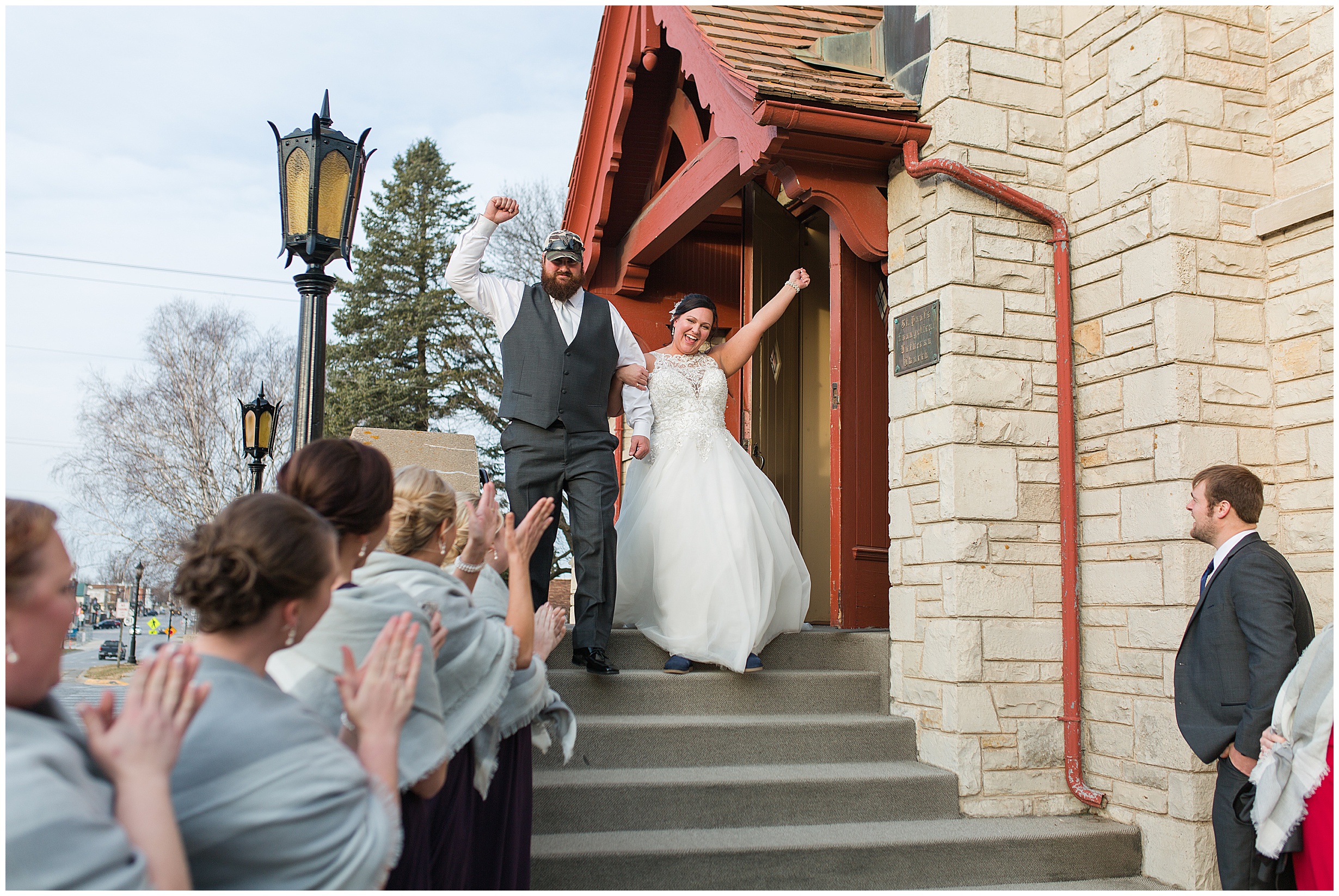 Iowa City Photographers - Decorah Wedding -Megan Snitker Photography_0155.jpg