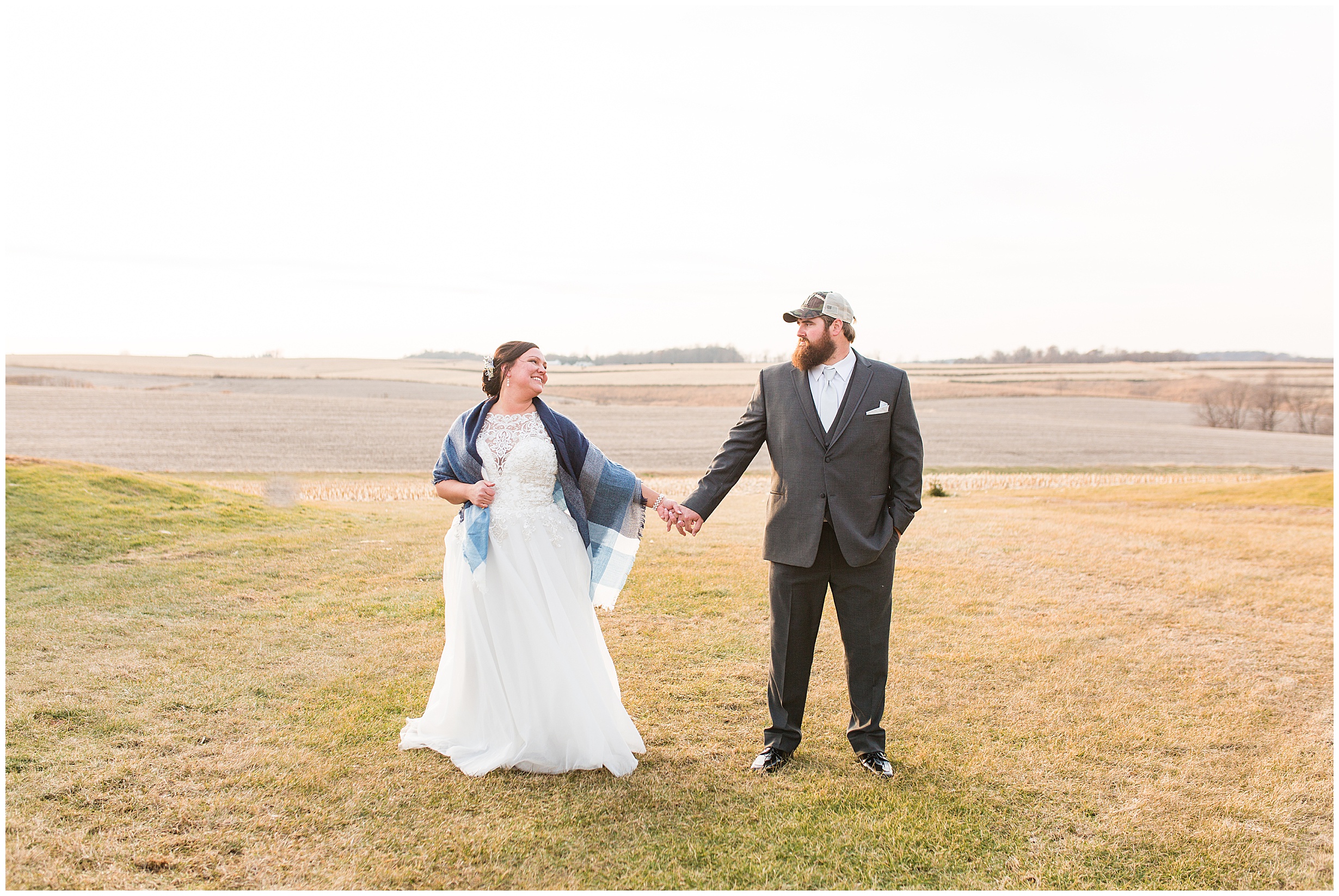 Iowa City Photographers - Decorah Wedding -Megan Snitker Photography_0161.jpg