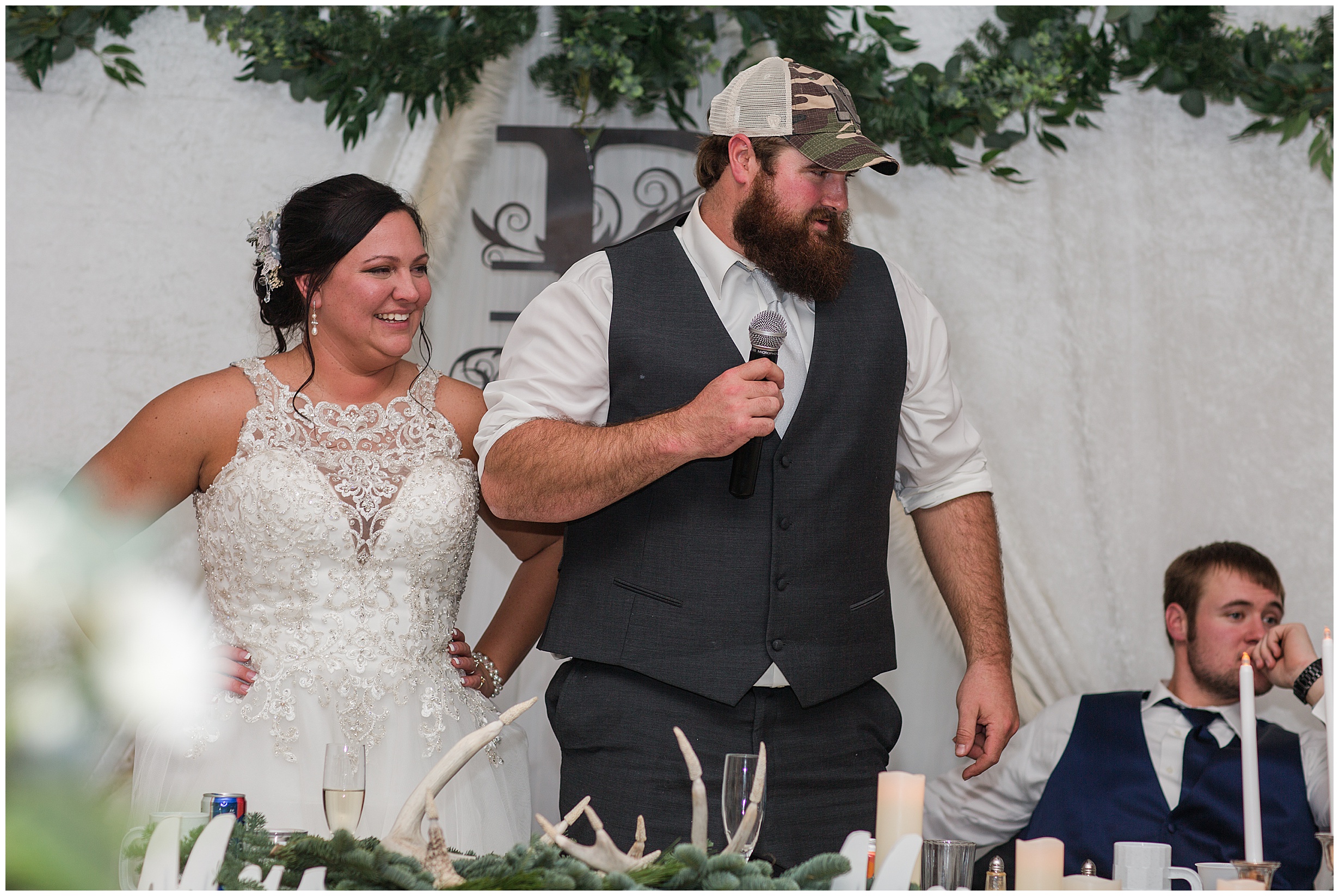 Iowa City Photographers - Decorah Wedding -Megan Snitker Photography_0190.jpg