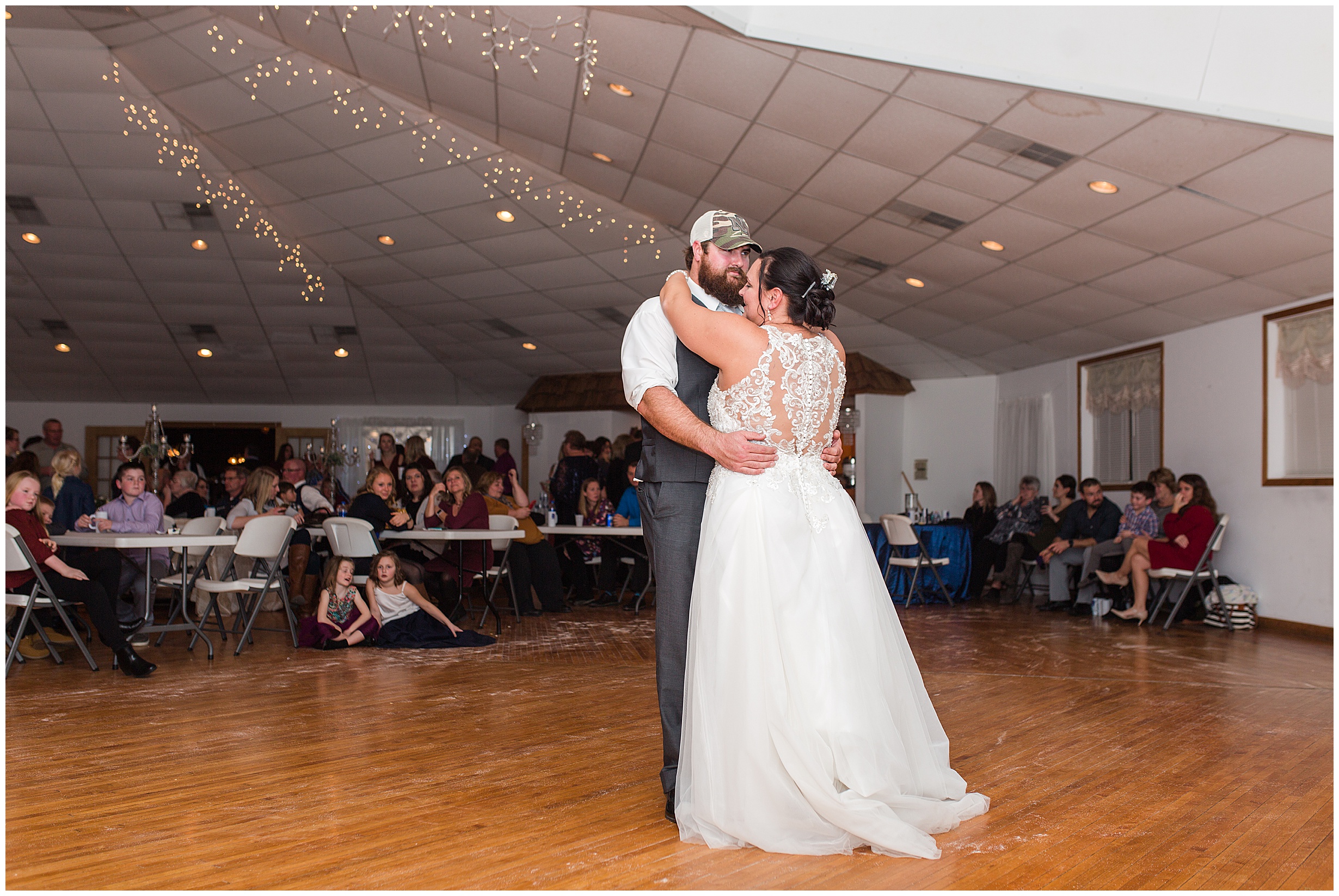 Iowa City Photographers - Decorah Wedding -Megan Snitker Photography_0192.jpg