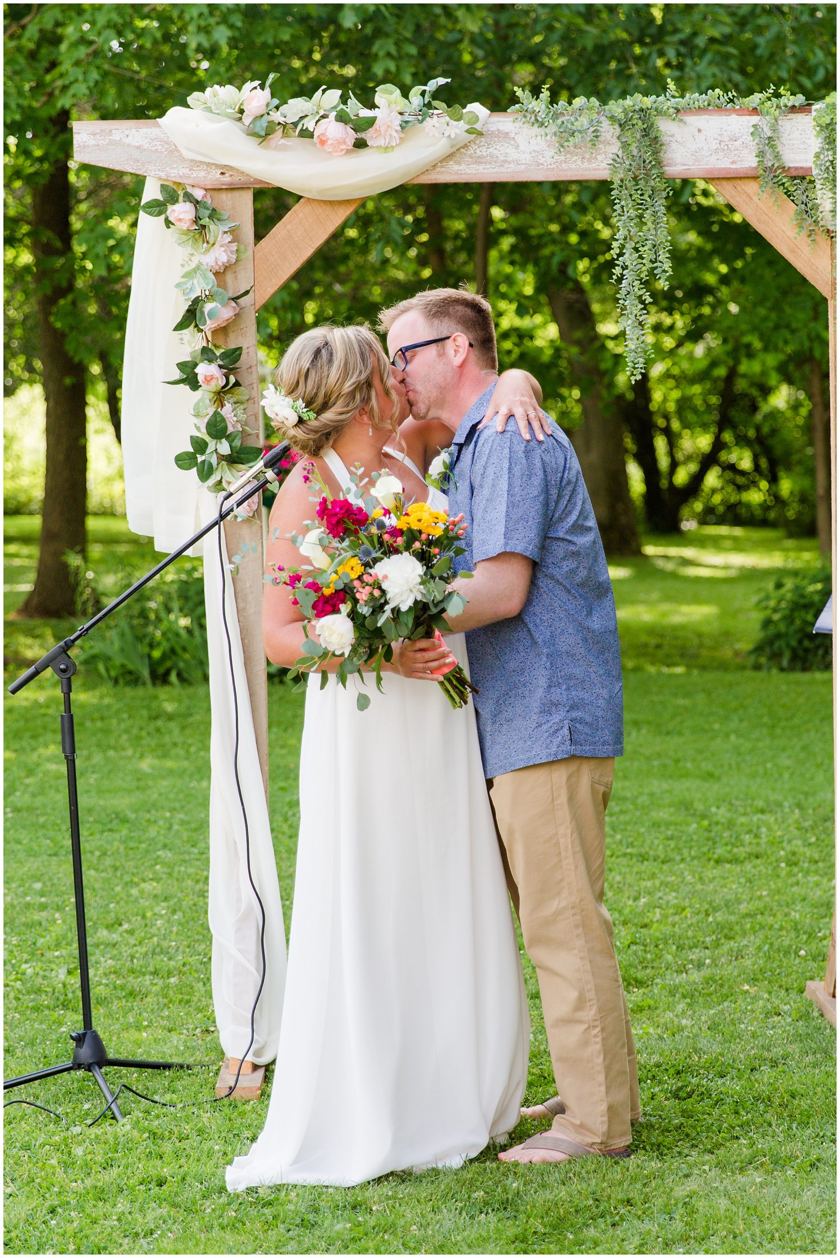 Intimate Country Wedding | Postville Iowa | Megan Snitker Photography_0049.jpg