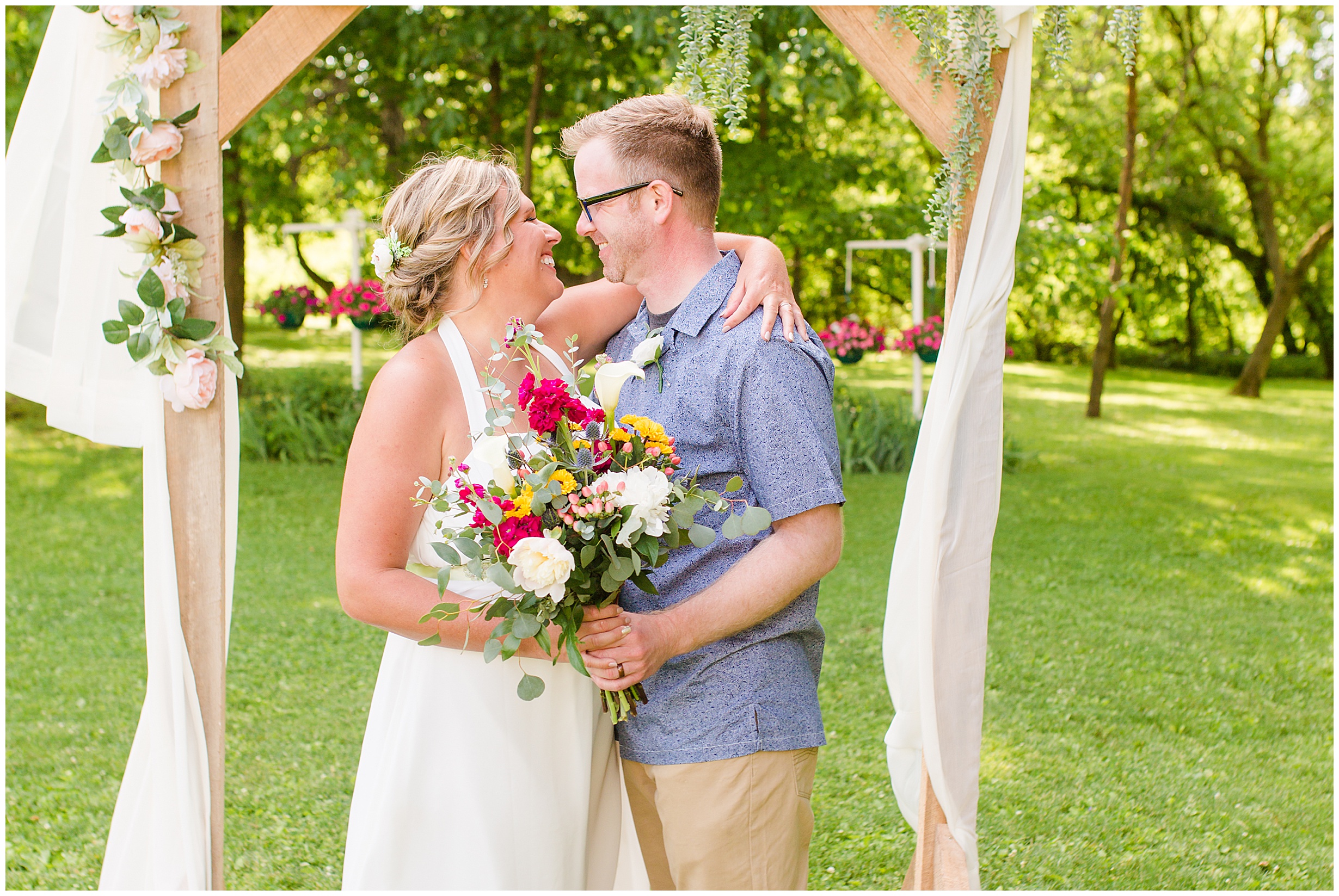 Intimate Country Wedding | Postville Iowa | Megan Snitker Photography_0085.jpg