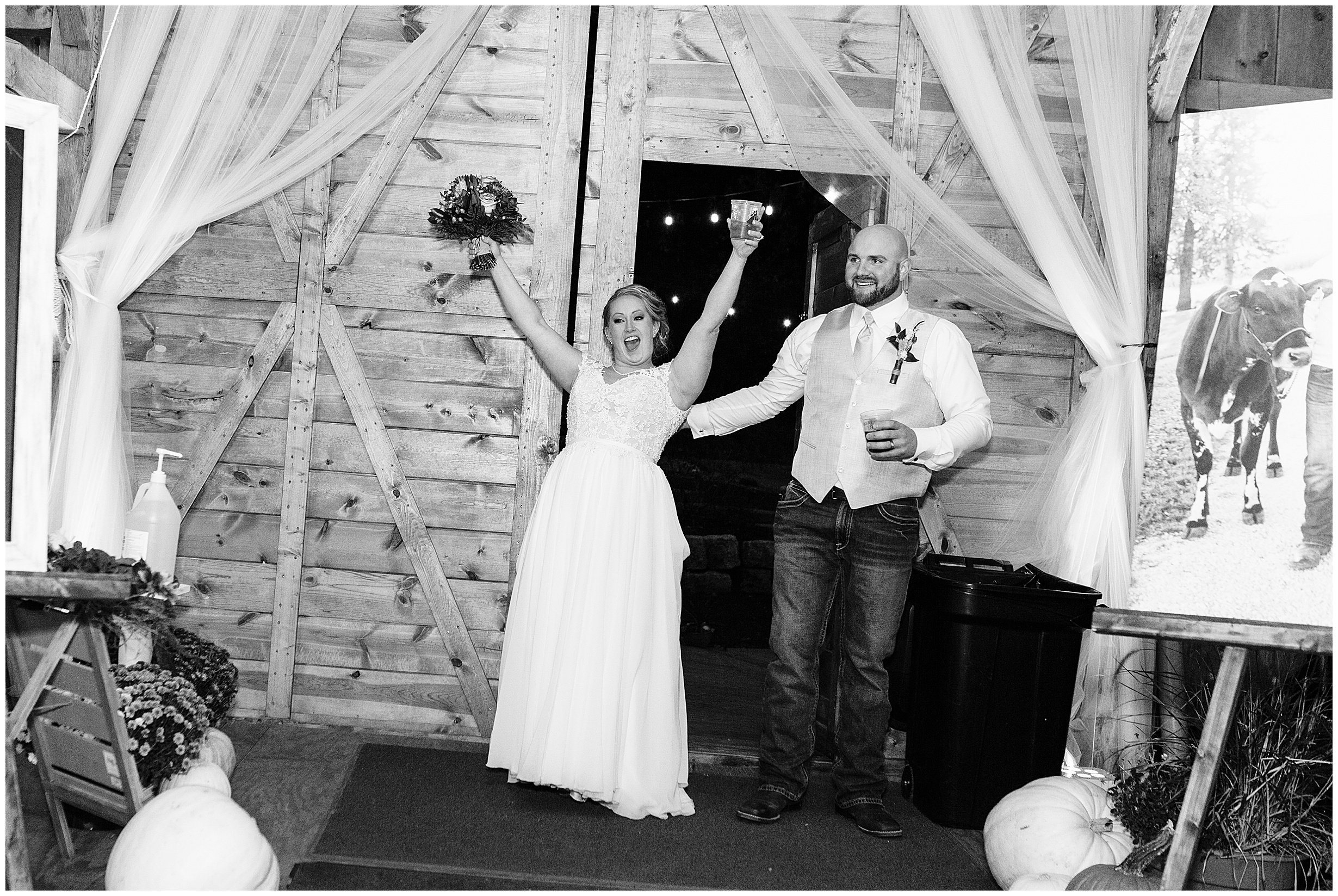 Rustic Fall Barn Wedding Wisconsin_ Megan Snitker Photo-130.jpg