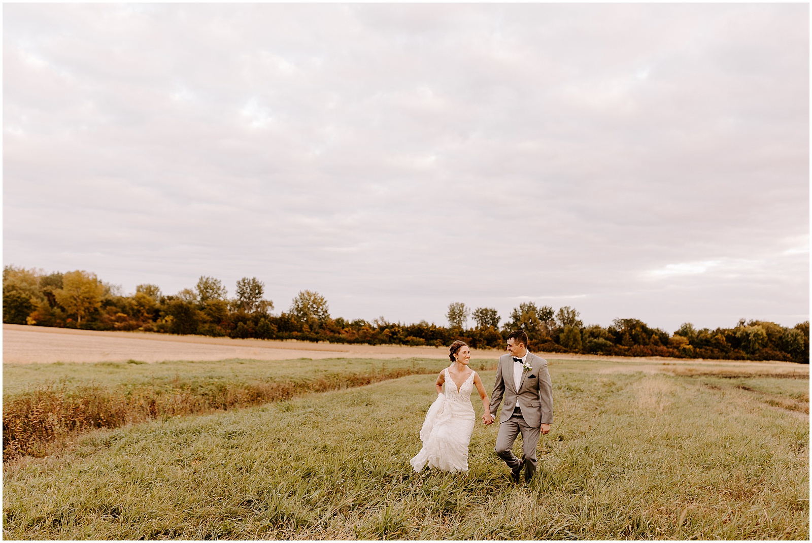 Waverly Iowa Hidden Acre Wedding-114_WEB.jpg