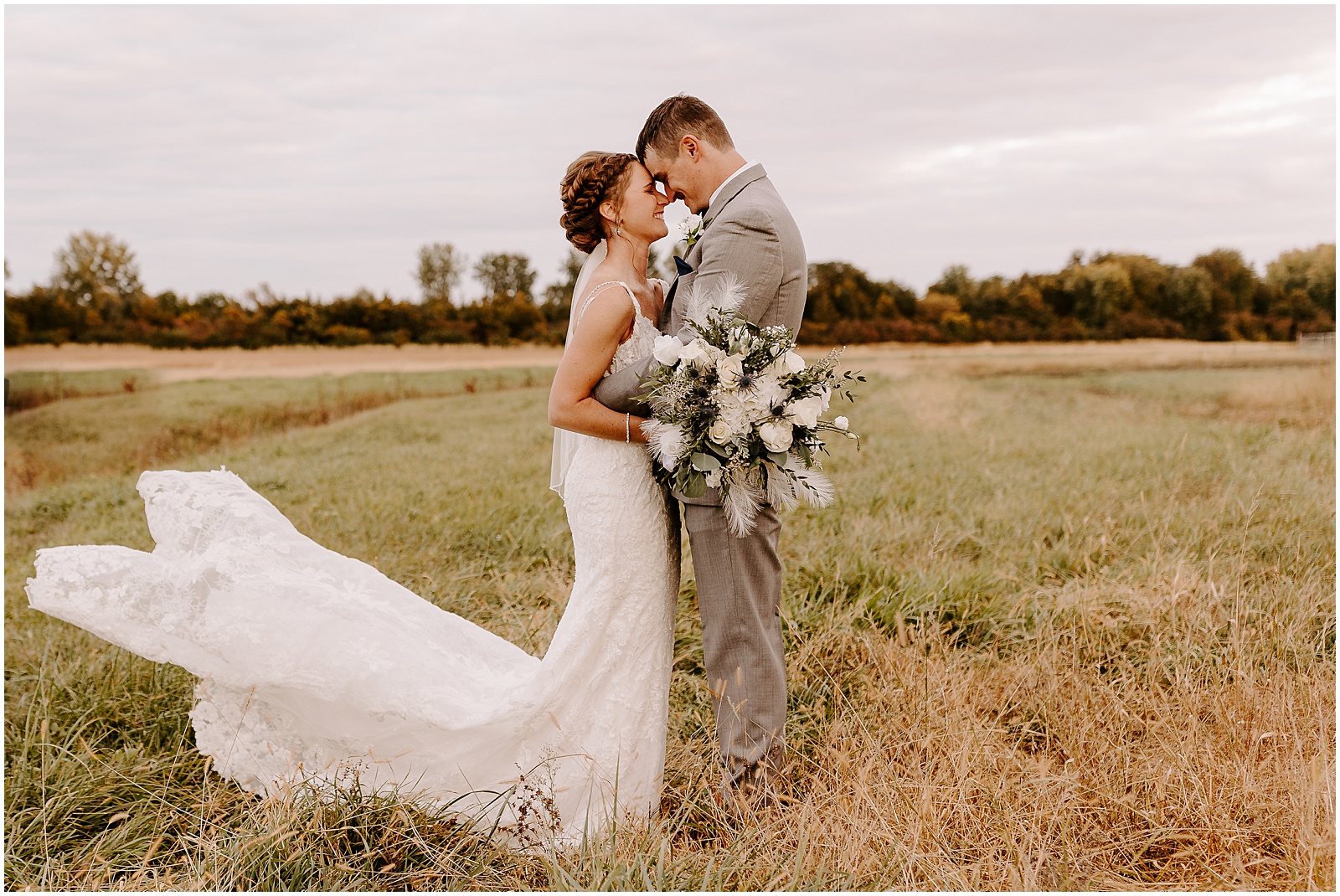Waverly Iowa Hidden Acre Wedding-117_WEB.jpg